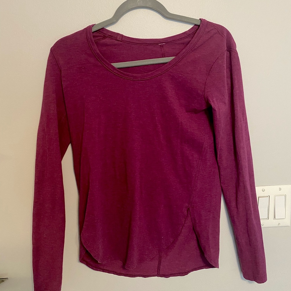 Lululemon Side Slit Long Sleeve Tee